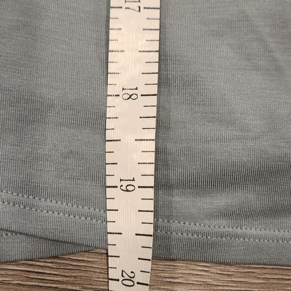 Lululemon Round Trip Short Sleeve - Picture 9 of 9